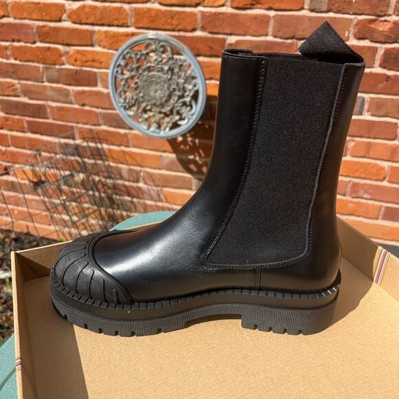 Maeve Chelsea Boots NIB - Picture 7 of 9